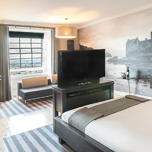 & Picardy Place Hotel